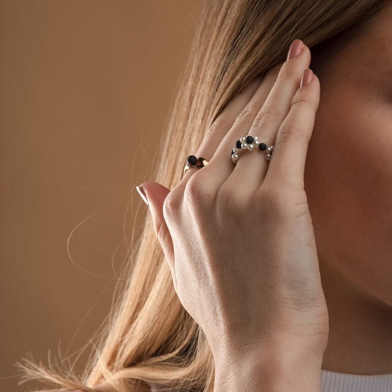 lavastone black and white ring classy jewelry