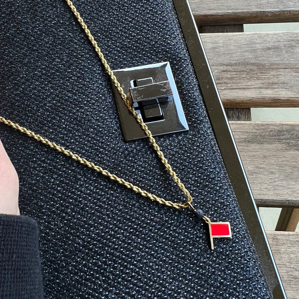 ease necklace